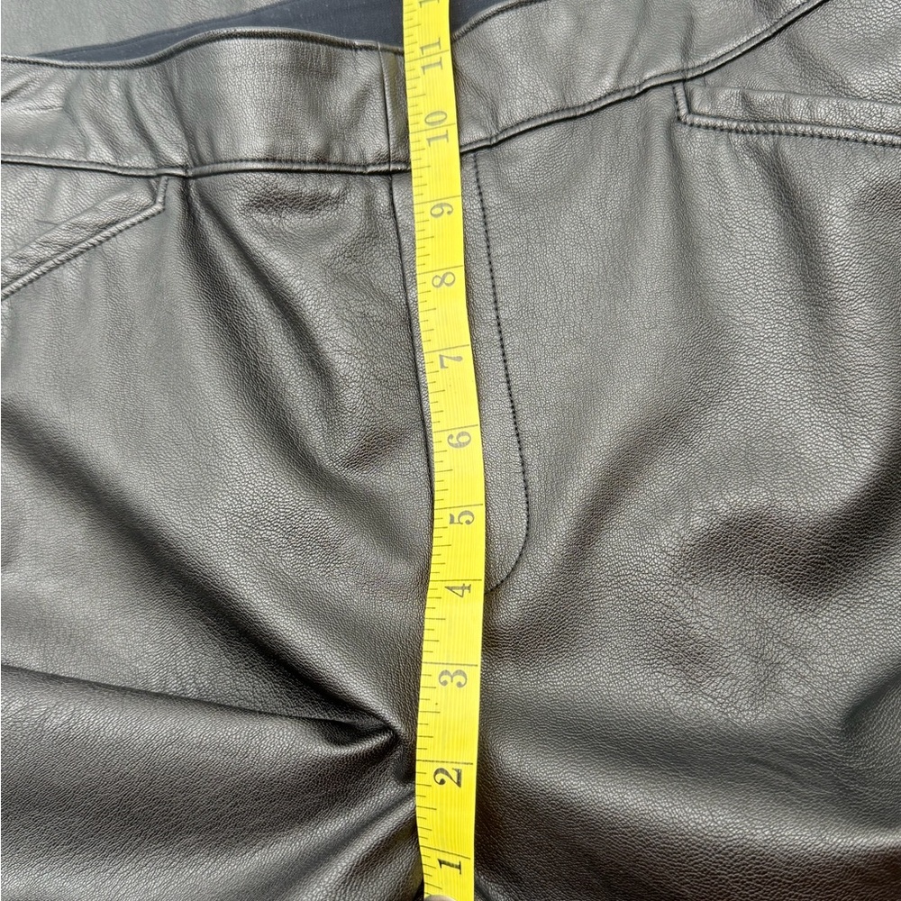Spanx Leather Like Flare Pants Luxe Black Pull On Women’s Sz L - Picture 15 of 16